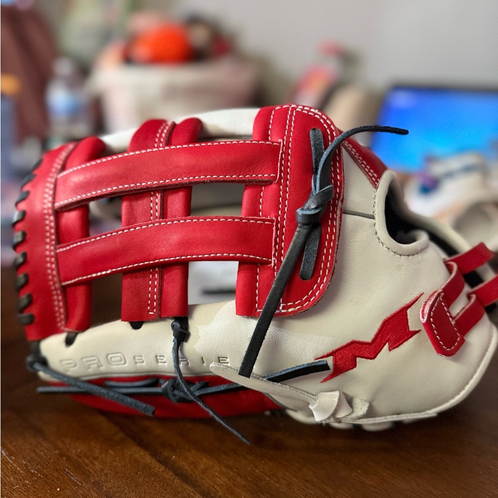 MIKEN Pro Series Left Handed Slowpitch Softball Glove Red/White/Blue